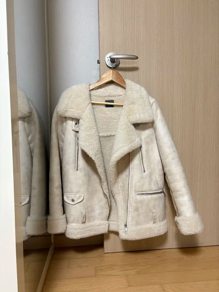 3drose LSP _ 220429?_ 2フォトのホワイトShark onブルー木製effect