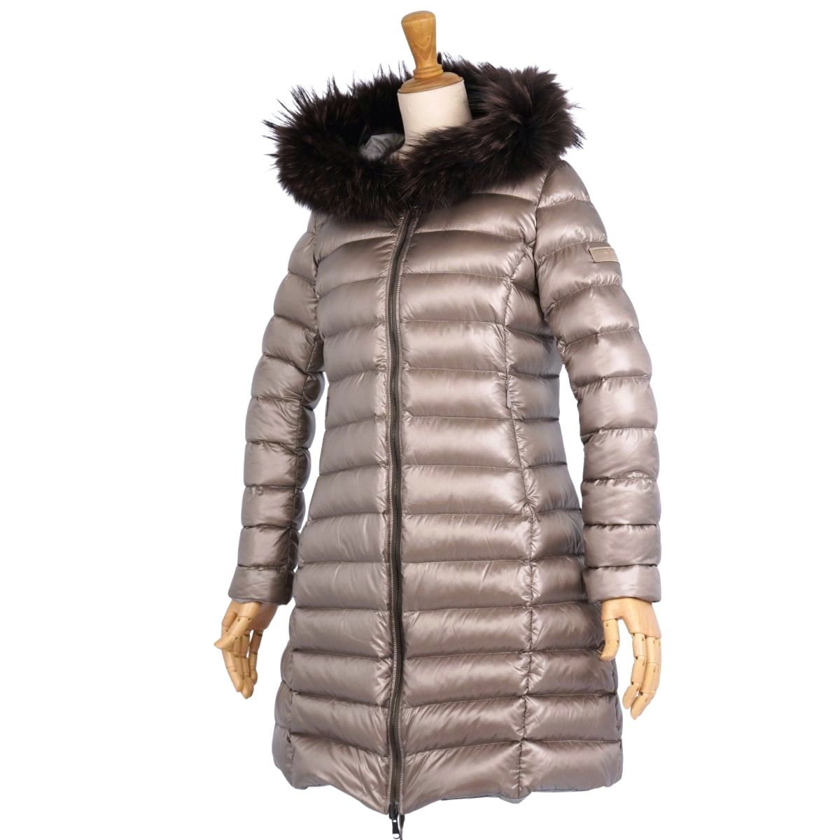 美品 タトラス TATRAS コート ISERA イセラ ダウンコート リバーシ