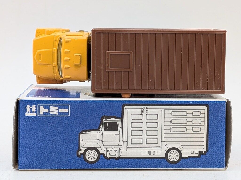 トミー トミカ/青箱日本製 フォード キャトル トラック キャビン山吹