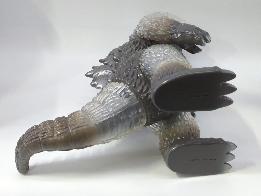 値下げ！ Big Scale X-Ray Godzilla Full color Yahoo!オークション - 新品未使用 SECRET BASE BIG SCALE X-RAY GODZIL