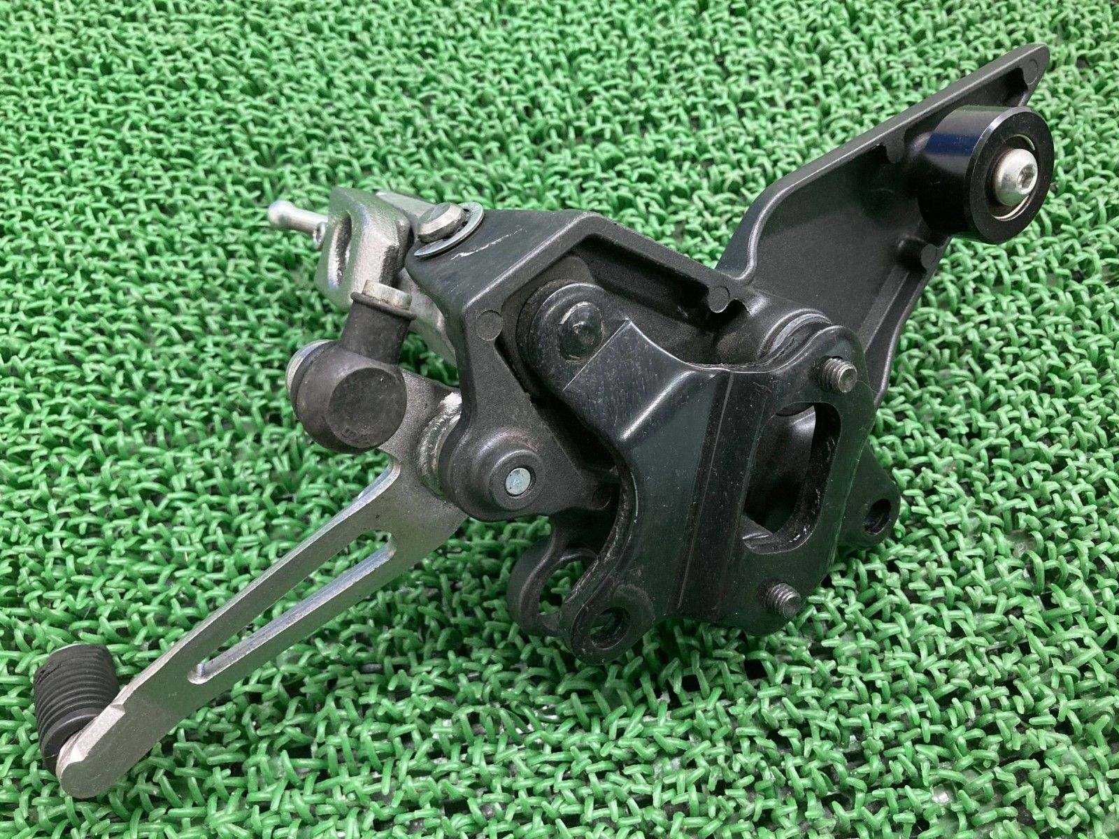 NINJA1000 ステップ 左 0726 カワサキ 純正 中古 バイク 部品 ZX1000G