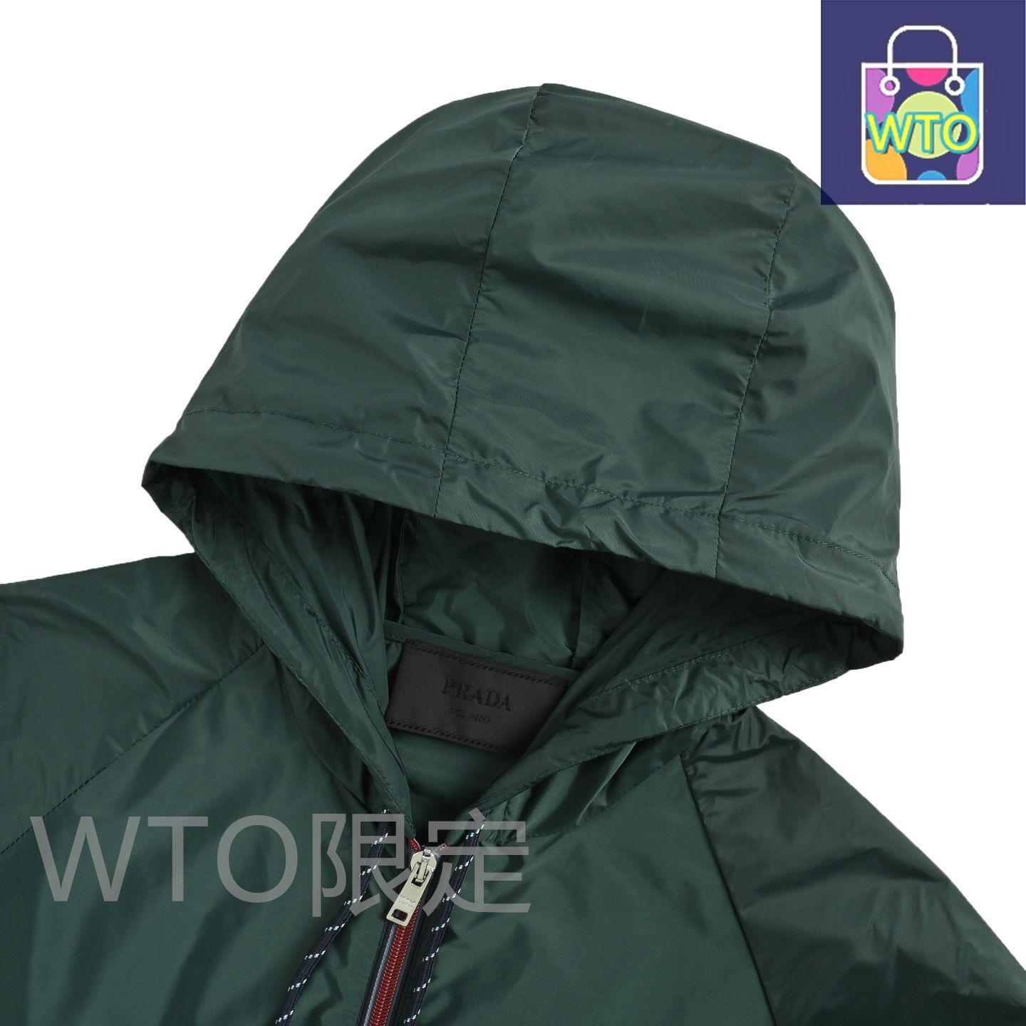 PRADA ナイロンジャケット　フード付き PRADA＊フード付き再ナイロンブルゾン☆直営店