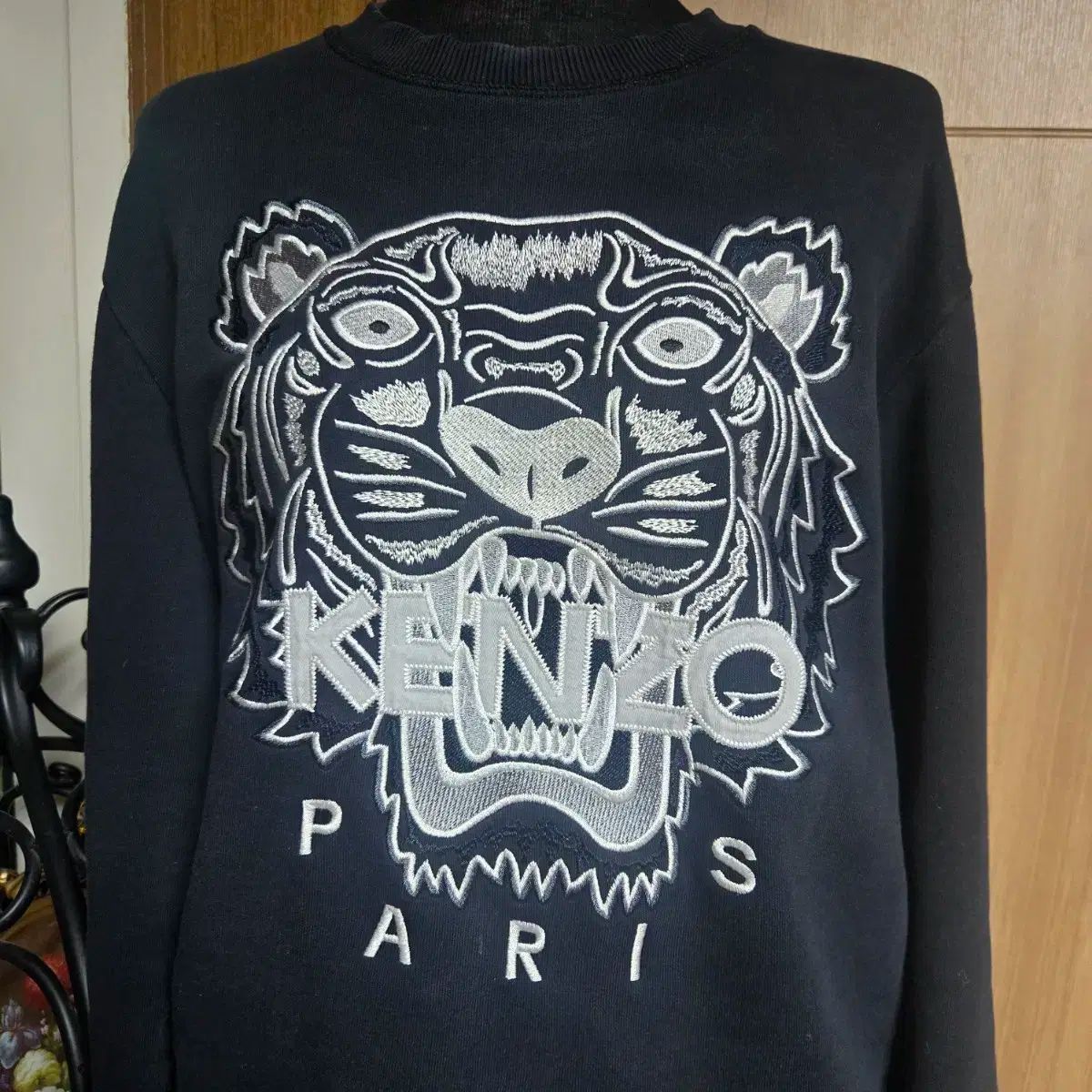 KENZO ブラック タイガー刺繍 スウェット S - メルカリ