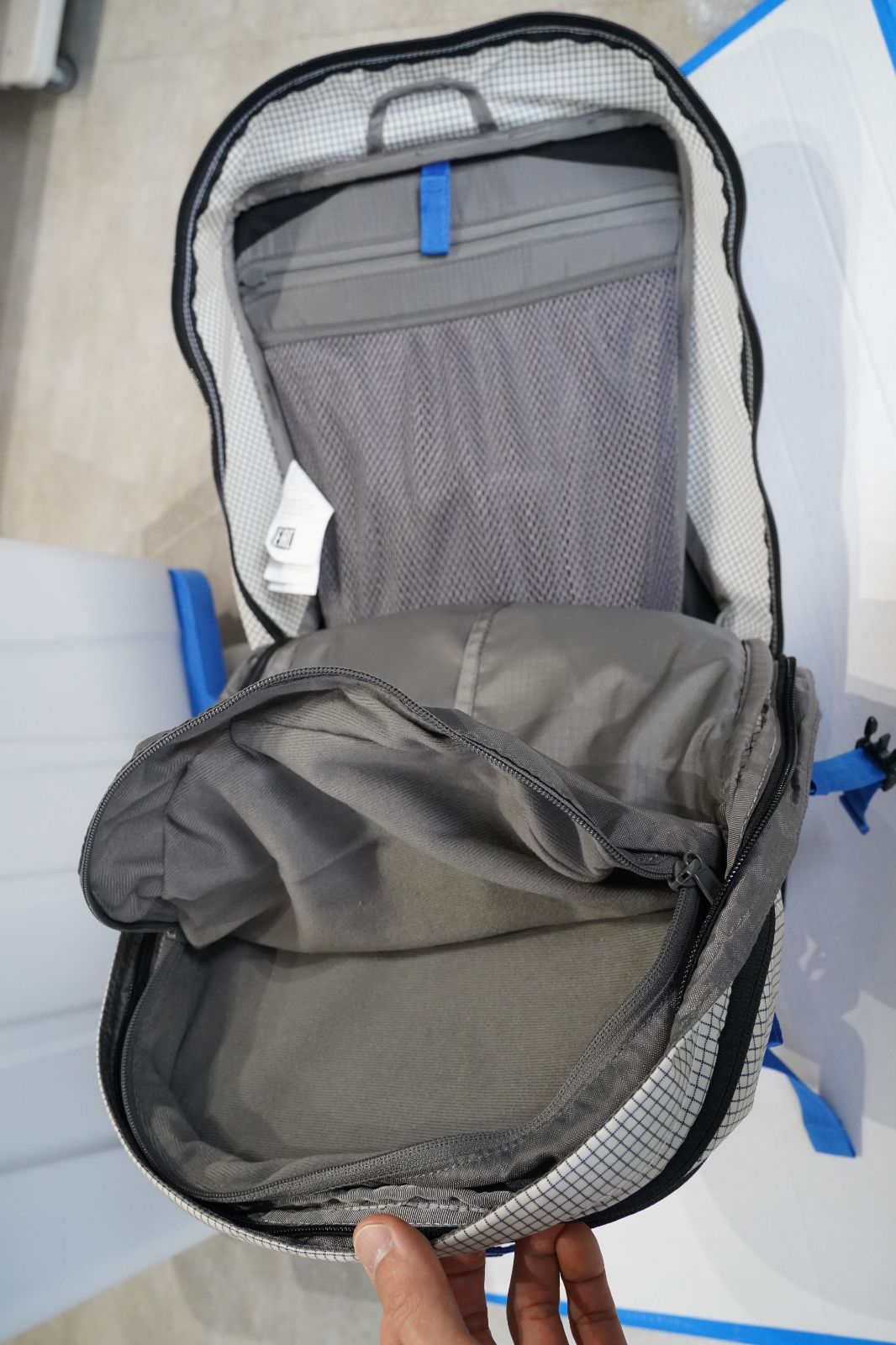 バートン/Burton ak インクラインバックパック 20L グレー Burton [ak