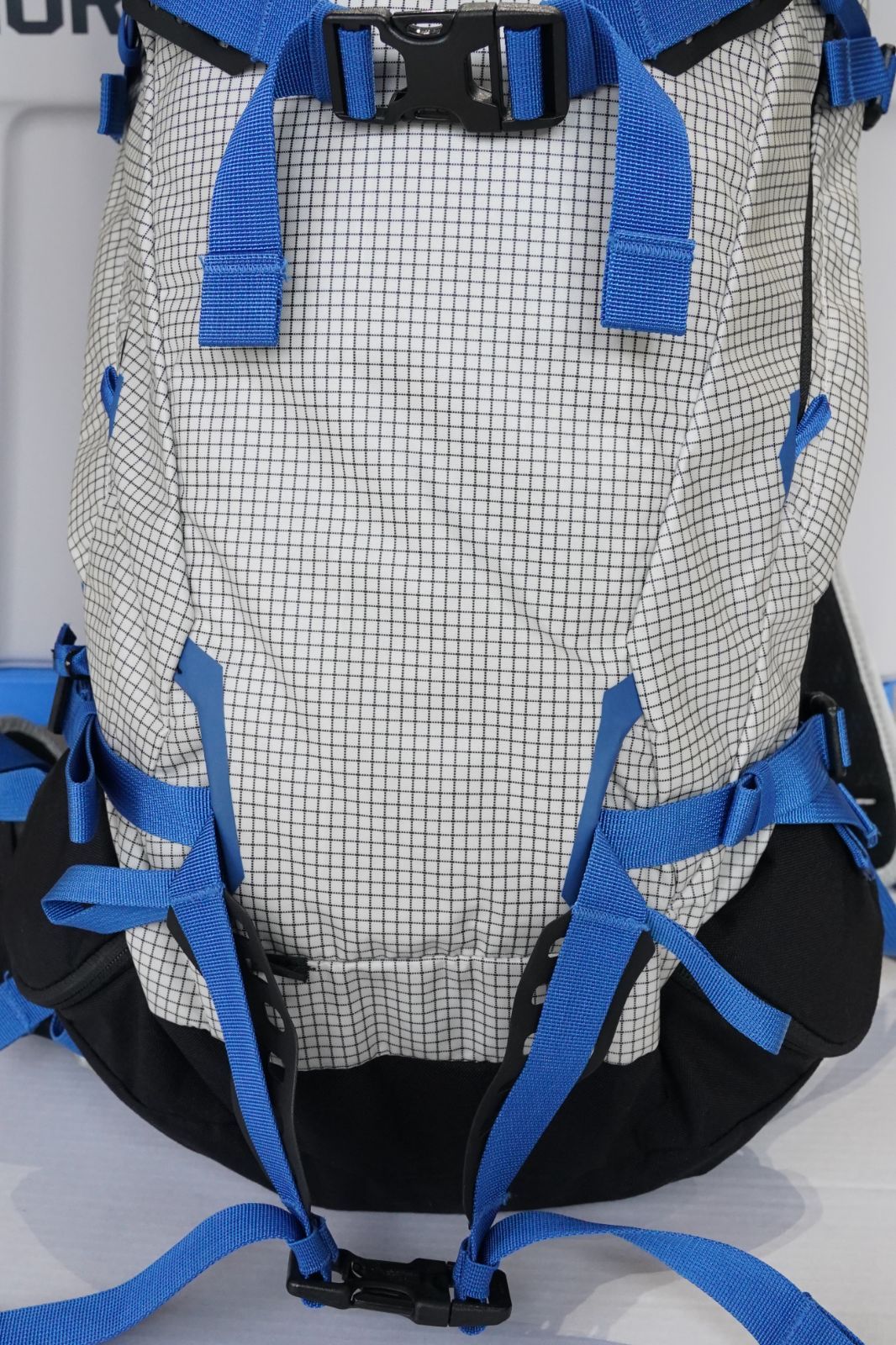 美品】Burton [ak]® Incline 20L Backpack（WHITE BLUE）S22JP-185181