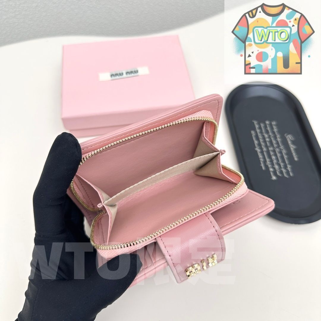 今日特価】Miumiu 8357 ミニウォレット, ブラック＆ピンク, 高級