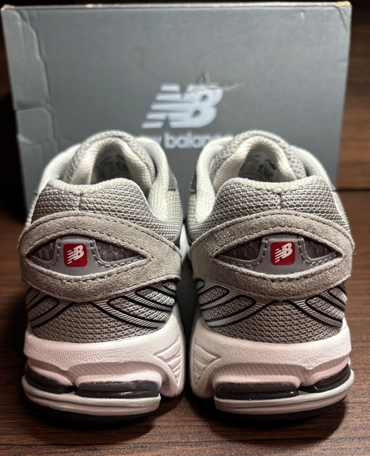 コムデギャルソン オム × ニューバランス 860V2 グレー ほぼ未使用