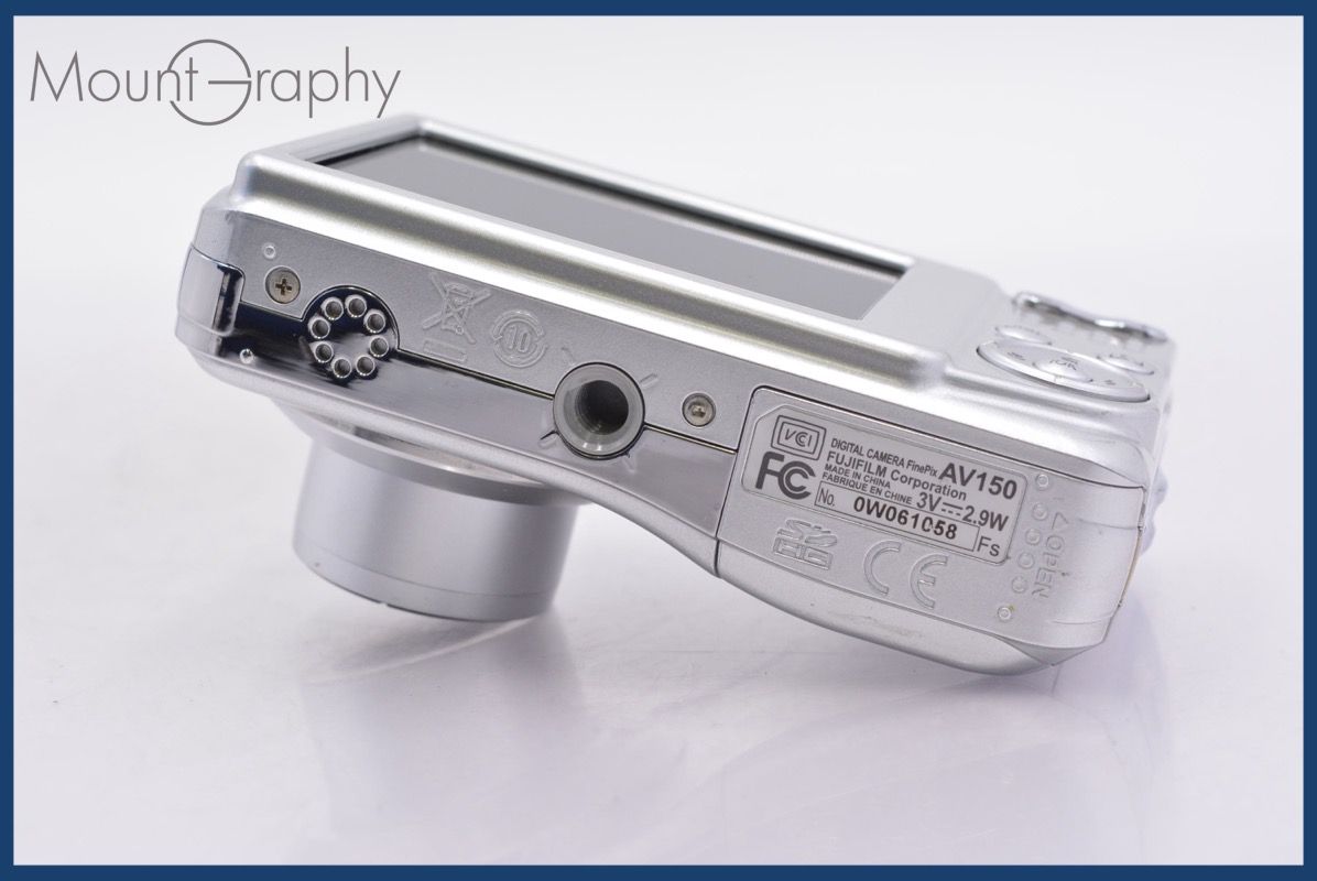 カメラ FUJIFILM フジフィルム FinePix AV150 シルバー デジカメ