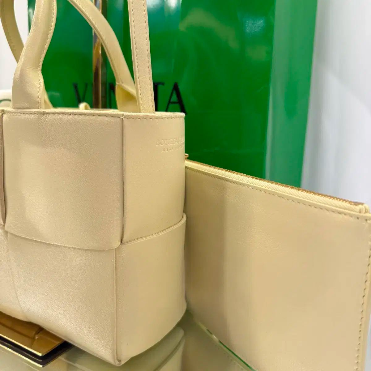 正規品 BOTTEGA VENETA ボッテガ・ヴェネタ アルコ ミニ トートバッグ