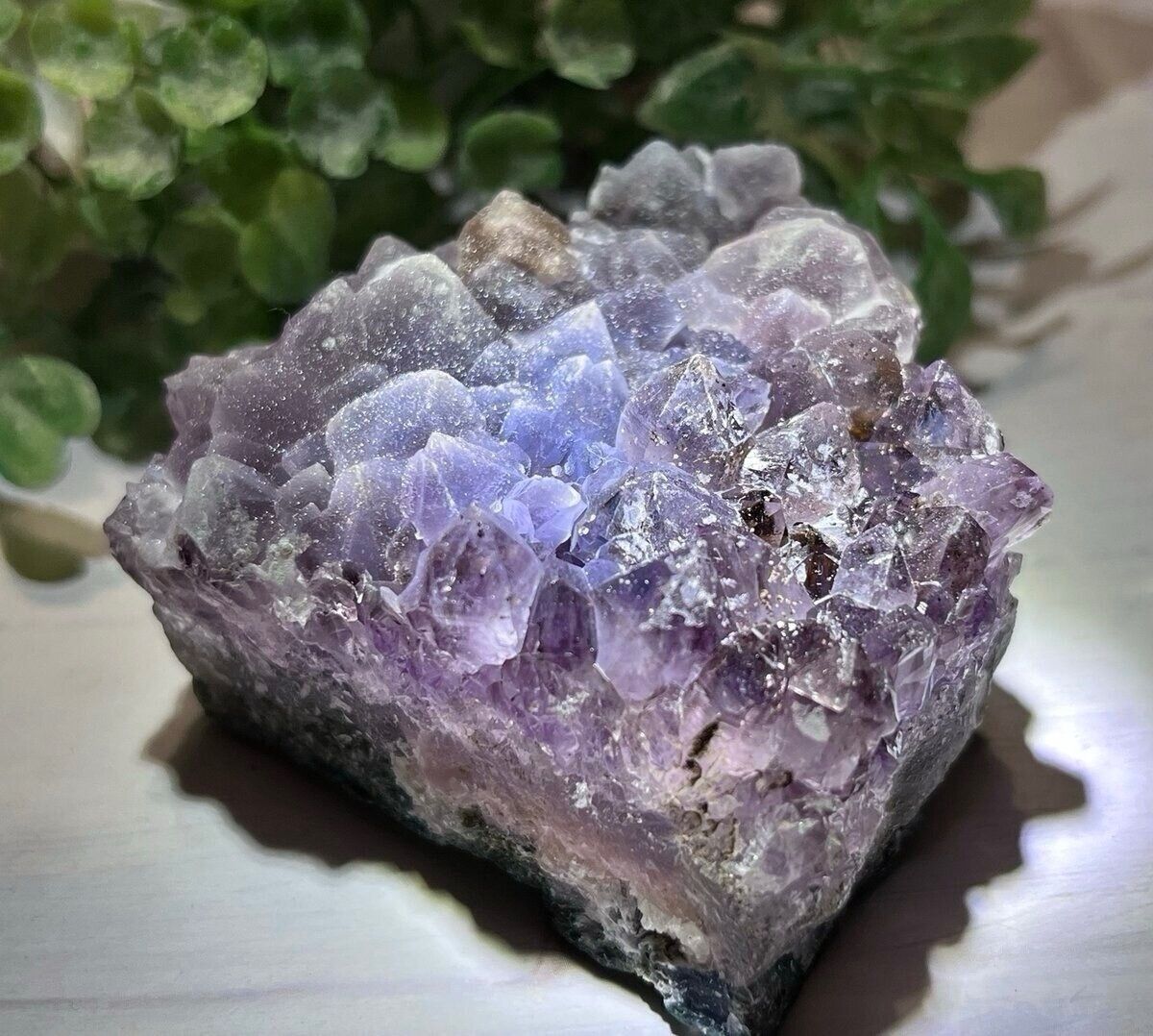 アメジストクラスター　原石　紫水晶　カルサイト　カコクセナイト　　天然石 アメジストクラスター原石紫水晶カルサイトカコクセナイト天然石