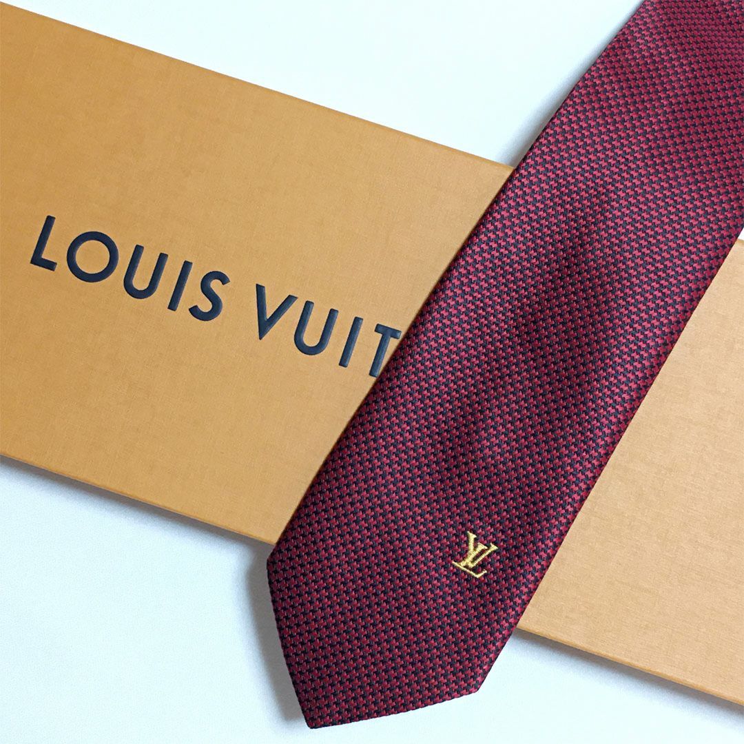 未使用級 ルイヴィトン Louis Vuitton ネクタイ シルク100% レッド