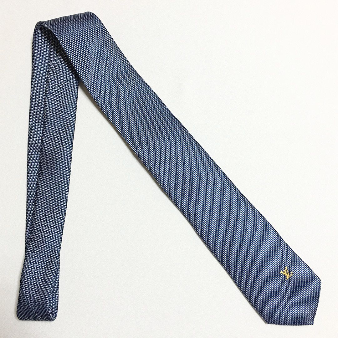 未使用級 ルイヴィトン Louis Vuitton ネクタイ シルク 総柄 未使用級 ルイヴィトン Louis Vuitton ネクタイ シルク100% ブルー 総