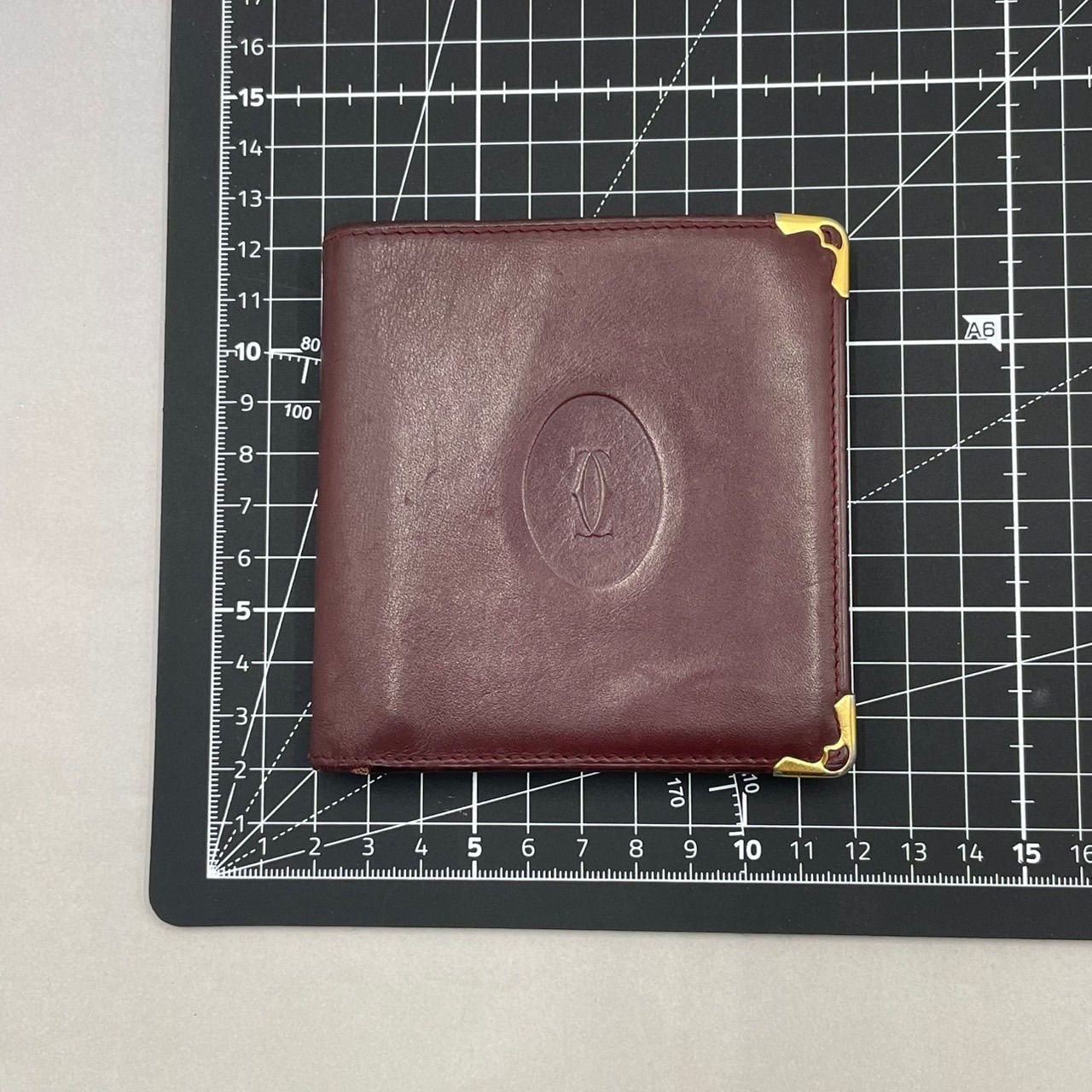 美品 Cartier カルティエ 二つ折り財布 ミニウォレット マストライン 美品 Cartier カルティエ 二つ折り財布 ミニウォレット マストライン