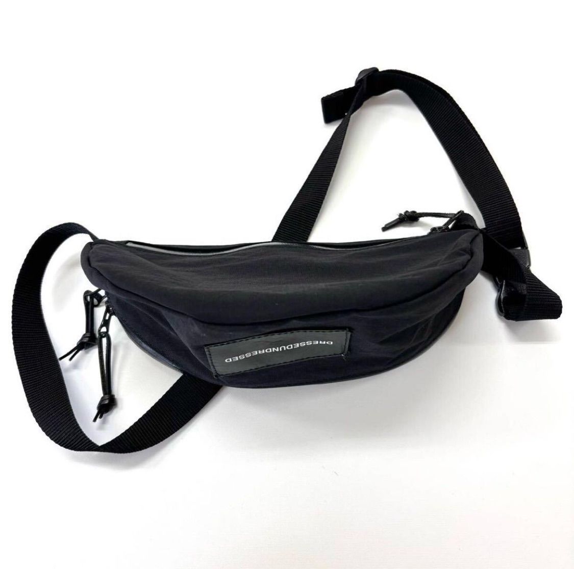 DRESSEDUNDRESSED バッグ DRESSEDUNDRESSED ドレスドアンドレスド ロゴ ショルダー バッグ