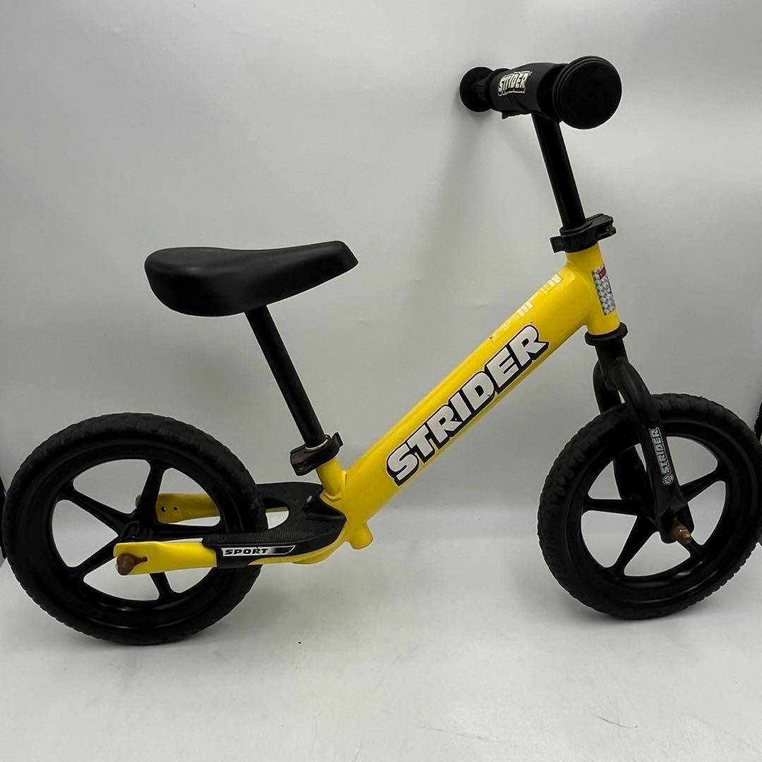 ストライダー STRIDER スポーツモデル イエロー 12型 ステップ付き