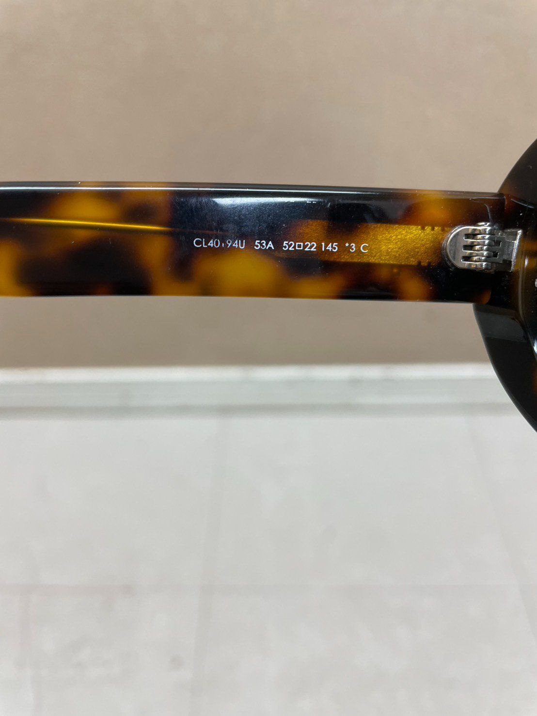 セリーヌ Celine サングラス CL40.94U CELINE トリオンフ べっ甲柄 アセテート オーバル 52□22 145 (R2455yxYM) セリーヌ Celine サングラス CL40.94U CELINE トリオンフ べっ甲柄