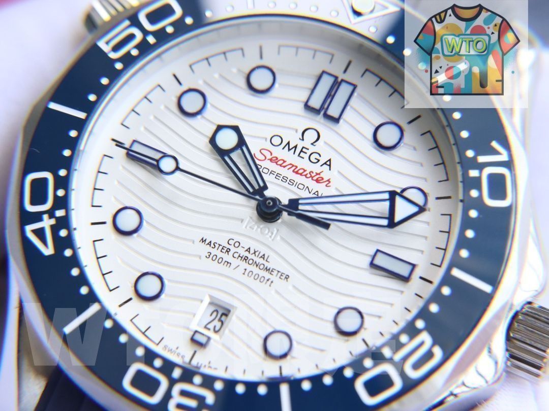 ご購入大歓迎です 未使用です オメガシリーズのダイバーズウオッチです