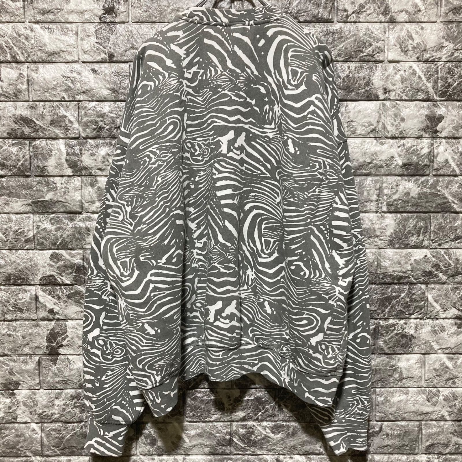 RED HOT CHILI PEPPERS スウェット ゼブラ トレーナー 総柄 XL - メルカリ