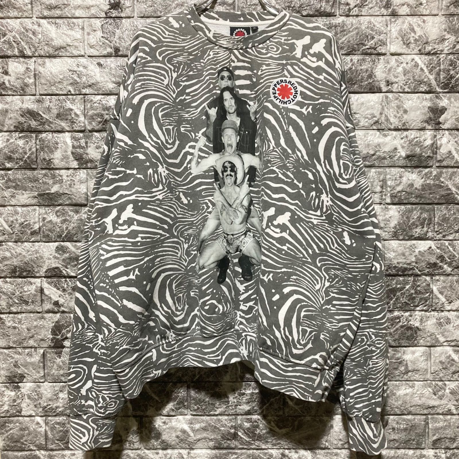 RED HOT CHILI PEPPERS スウェット ゼブラ トレーナー 総柄 XL - メルカリ