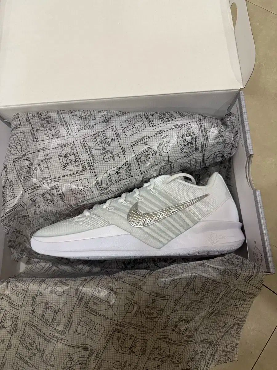 サブリナ3 オールホワイト 260 節約 (サイズ8) サブリナ3 オール