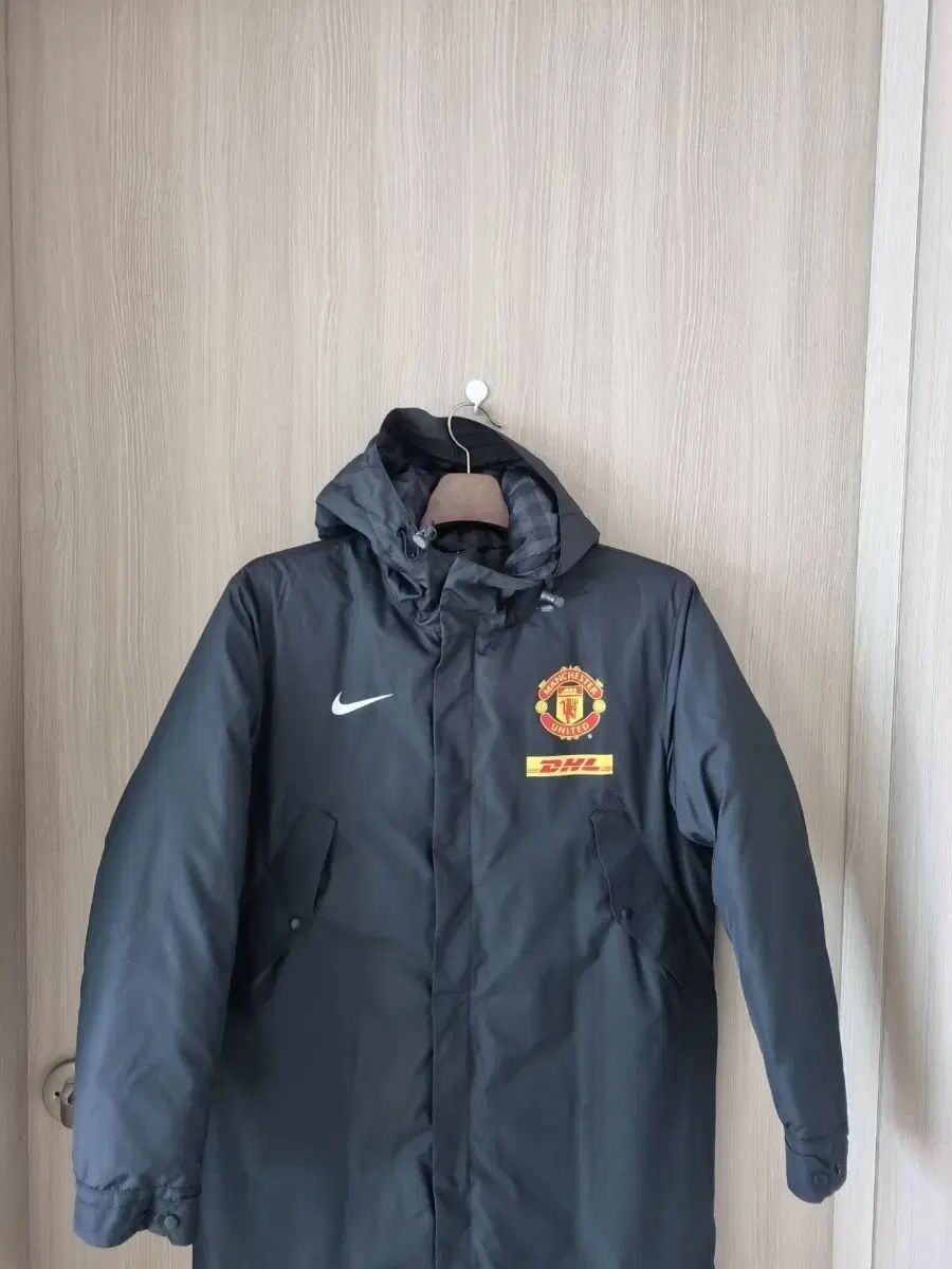00s Nike マンチェスター・ユナイテッド ダウンジャケット え*豆様 ナイキ マンチェスターユナイテッド ダウンジャケット S