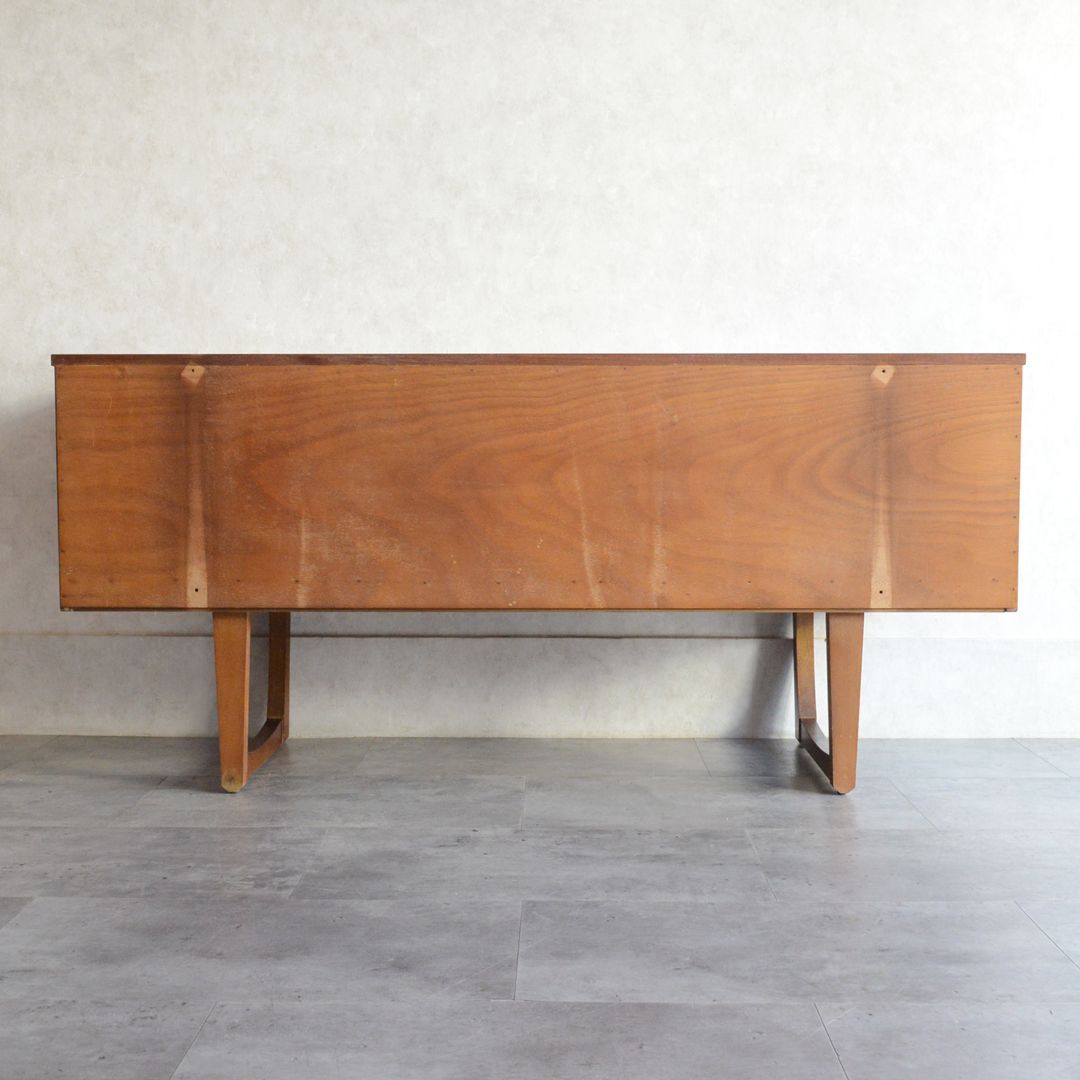 Elliotts of Newbury（EON) エリオッツ オブ ニューべリー チーク