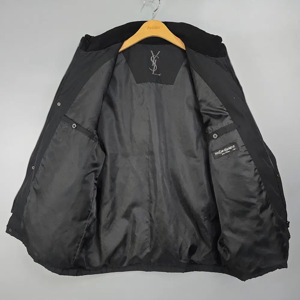 YSL イヴ・サンローラン ダウン アウター 95 - メルカリ
