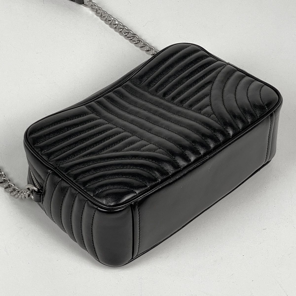 プラダ★ダイアグラム★チェーンショルダーバッグ 中古・古着通販】PRADA (プラダ) ダイアグラムチェーンショルダー