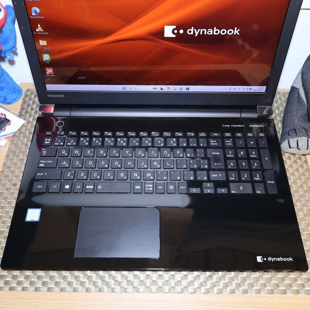 光沢黒！Win11公式対応8世代i3/メ8/SSD480/DVD/無線/HDMI