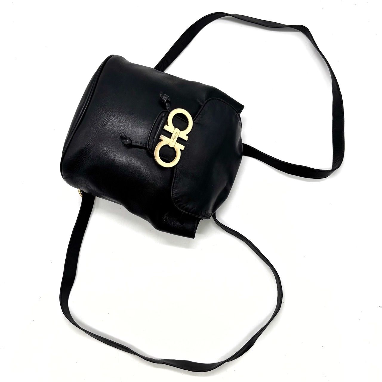 Salvatore Ferragamo Black Leather Unisex Backpack Gancini  display picture 1