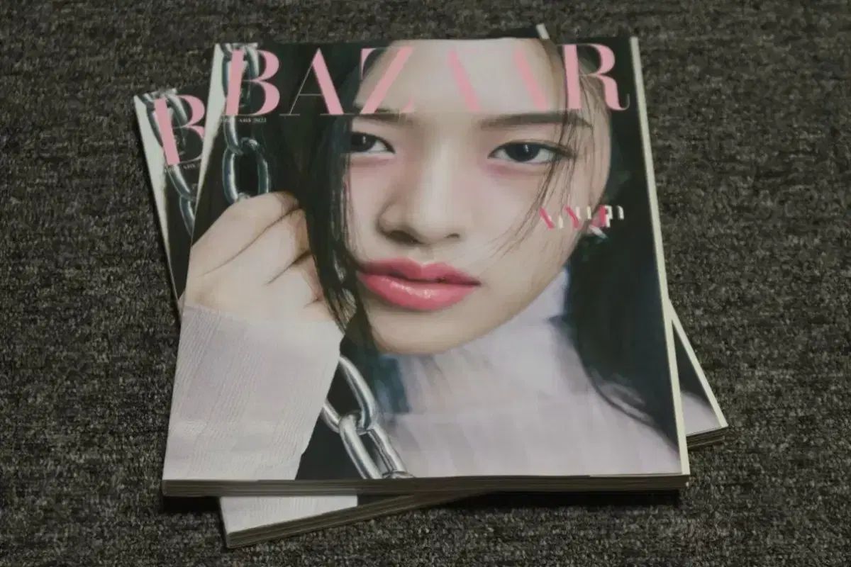 BAZAAR Korea 2023年10月号 (BLACKPINKジェニ表紙） BLACKPINK's