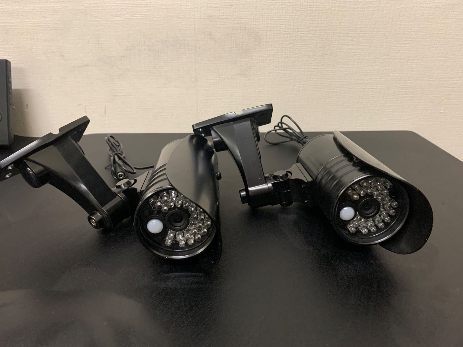 ELPA ワイヤレス防犯カメラセット CMS-M71 + CMS-C71 ×2台 モニター付