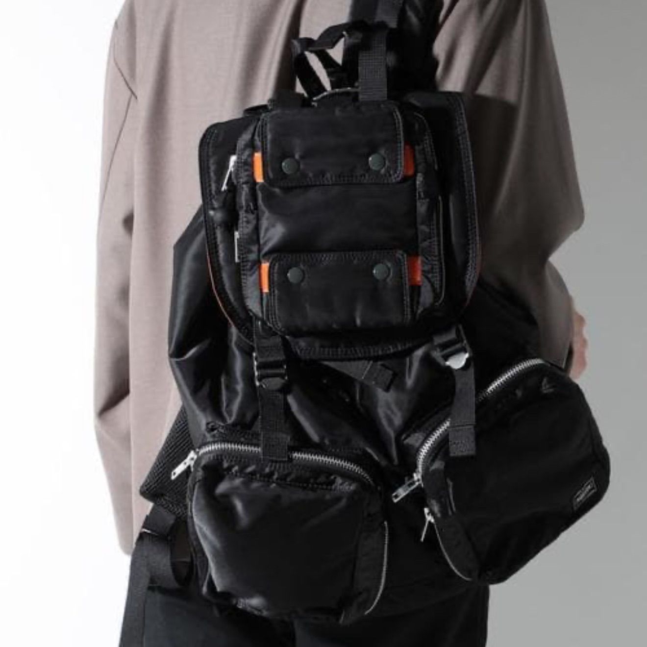 ✨PORTER タンカー リュック ブラック 新品未使用✨ 保存袋付き 大容量  デイパック 3層収納 多機能 旅行 通勤 通学 吉田カバン