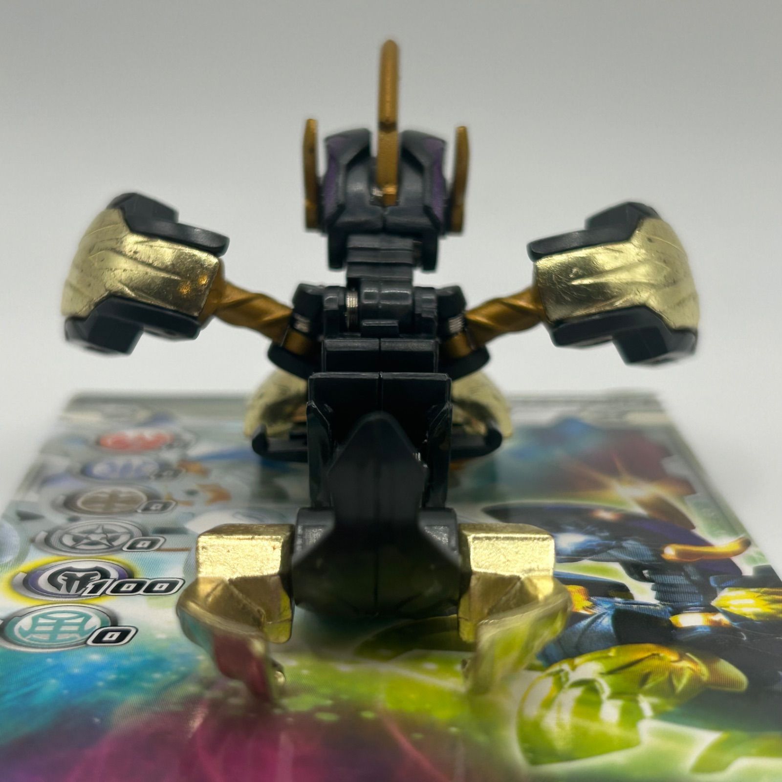 カード付き 爆丸 覇タヴァネル 660G - メルカリ