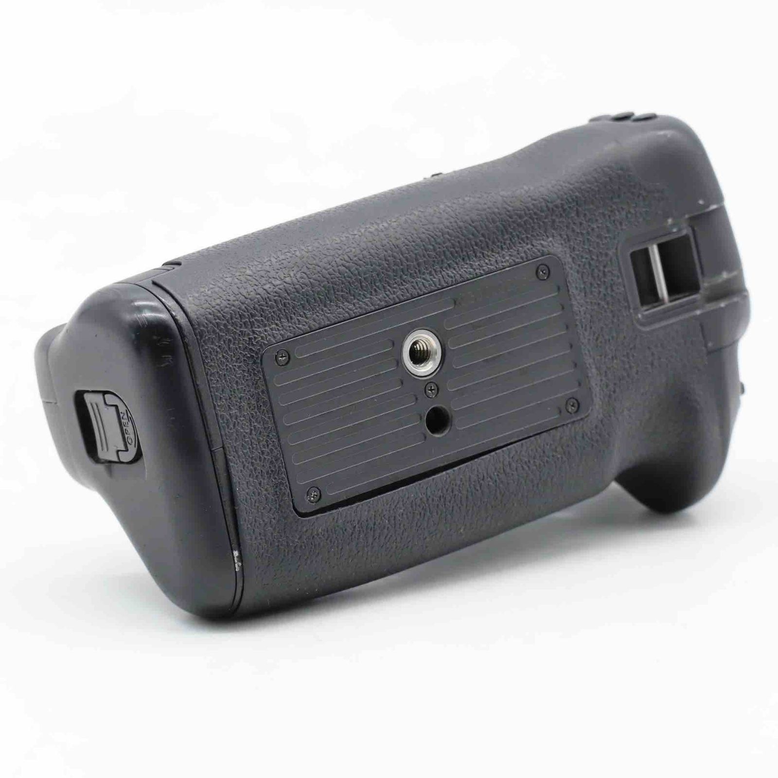 □良品□ Canon BG-E20 バッテリーグリップ (EOS 5D MarkⅣ専用) #669