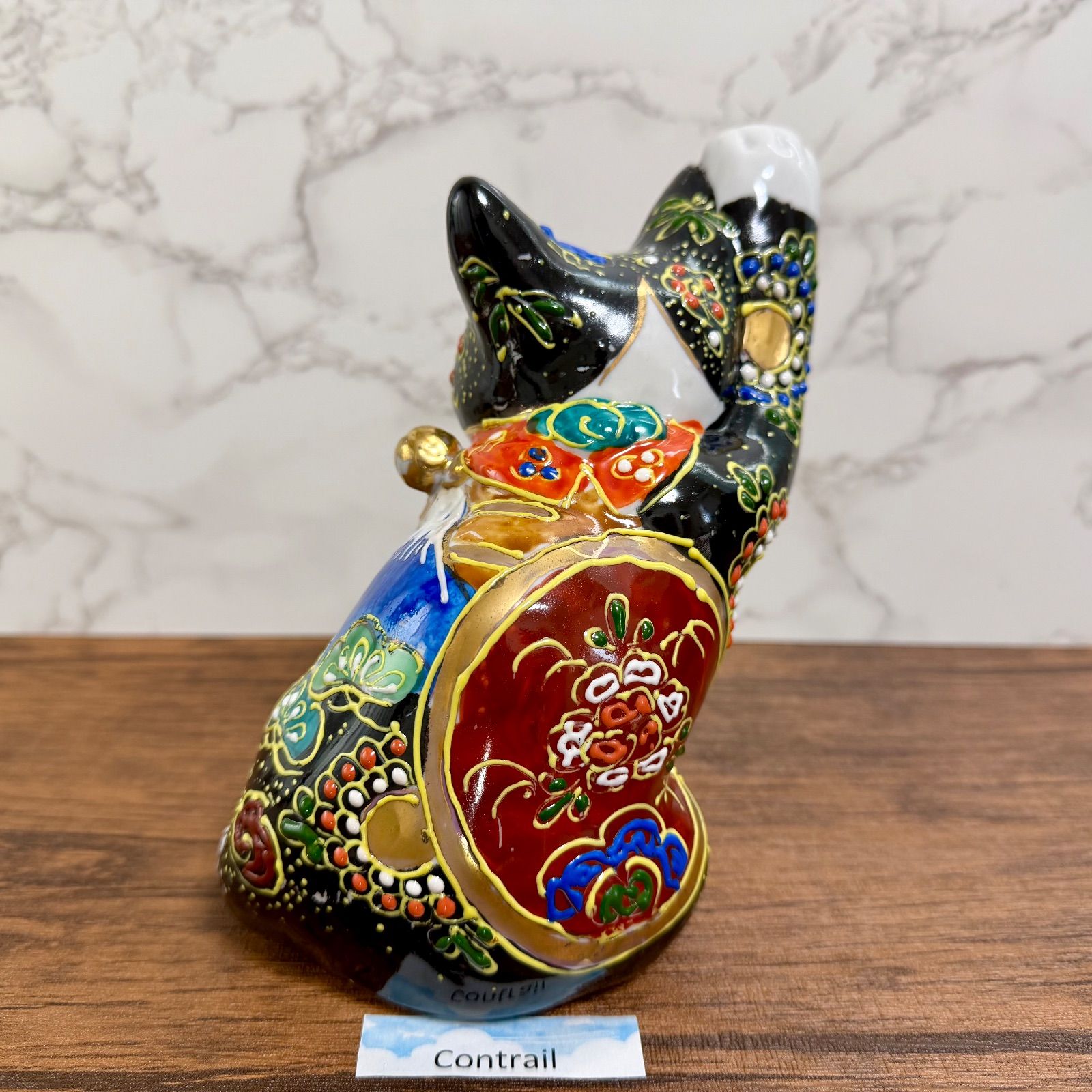 九谷焼】横座り 招き猫 縁起尽くし 5.5号 縁起物 置物 金運 富士山