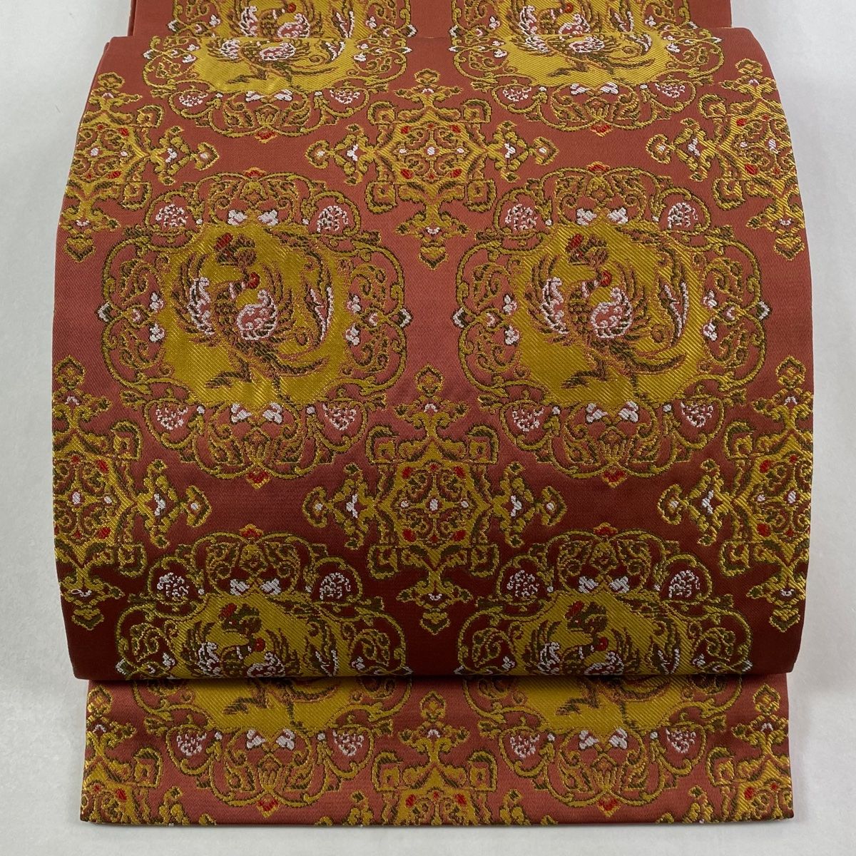 美品】 袋帯 逸品 龍村晋 落款 御軾鳳凰文 赤茶 全通 正絹 【中古