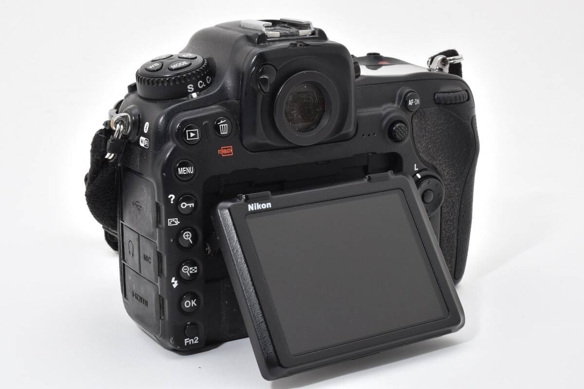 ★美品★ Nikon D500 ボディ D500 ボディ 中古価格比較 - 価格.com