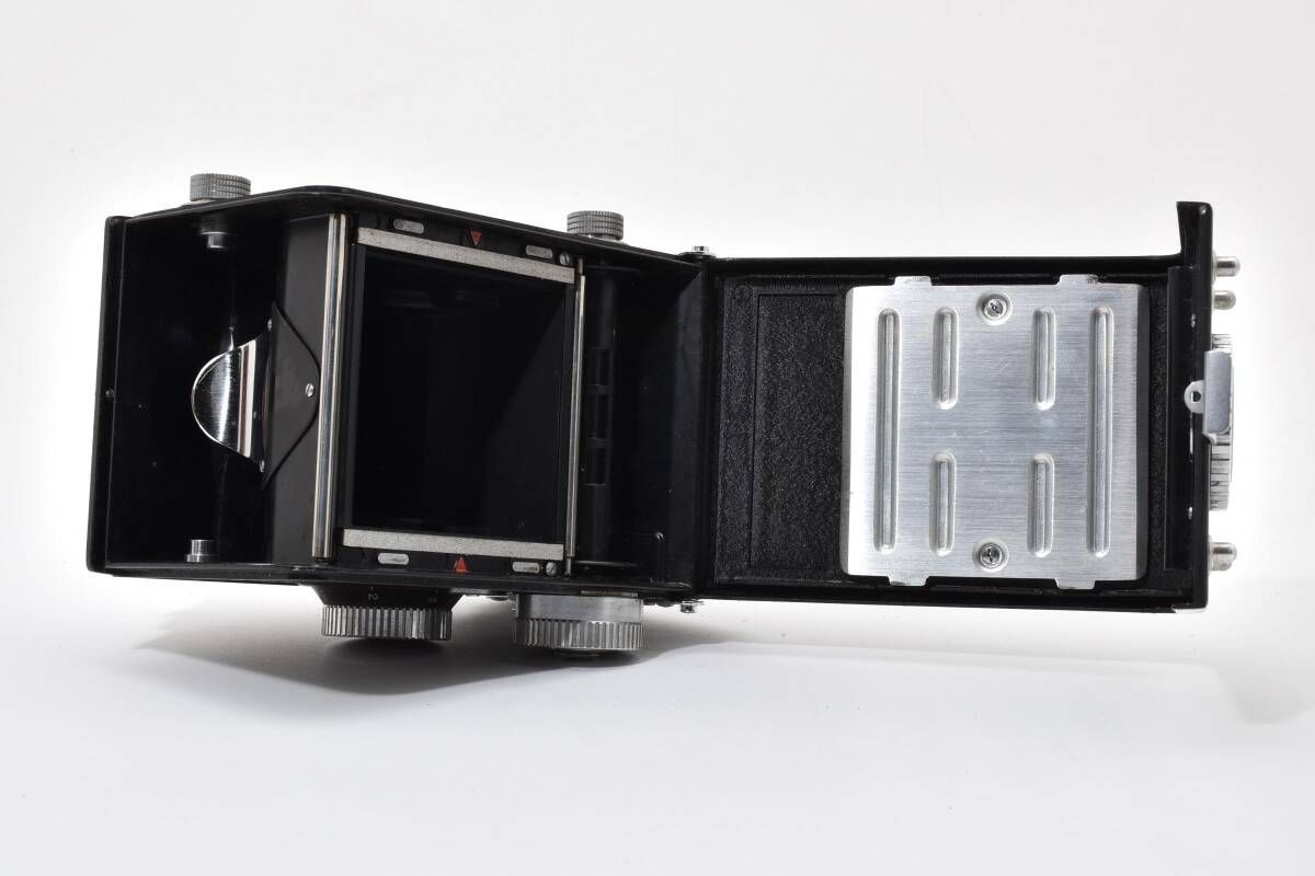 ★極上品・完動品★ヤシカ Yashikor 80mm f3.5 #1327 ヤシカ YASHICA YASHICAFLEX YASHIKOR 80mm F3.5 ケース付き 二眼