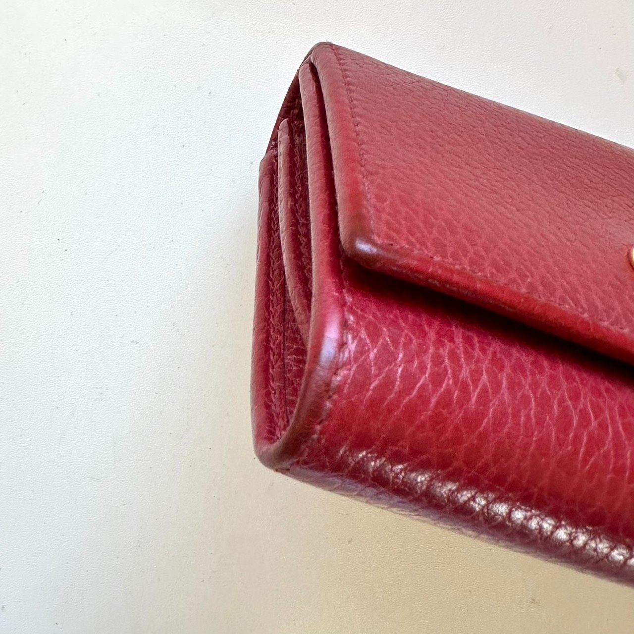 GUCCI マーモント二つ折り財布　コンパクト　美品　レッド 中古・古着通販】GUCCI (グッチ) GGマーモント 二つ折り財布 レッド