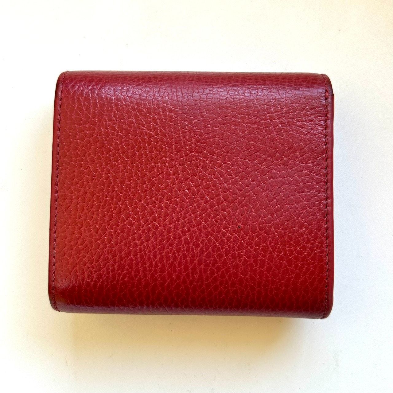 グッチ GUCCI　マーモント レッド 二つ折り財布 赤 中古・古着通販】GUCCI (グッチ) GGマーモント 二つ折り財布 レッド