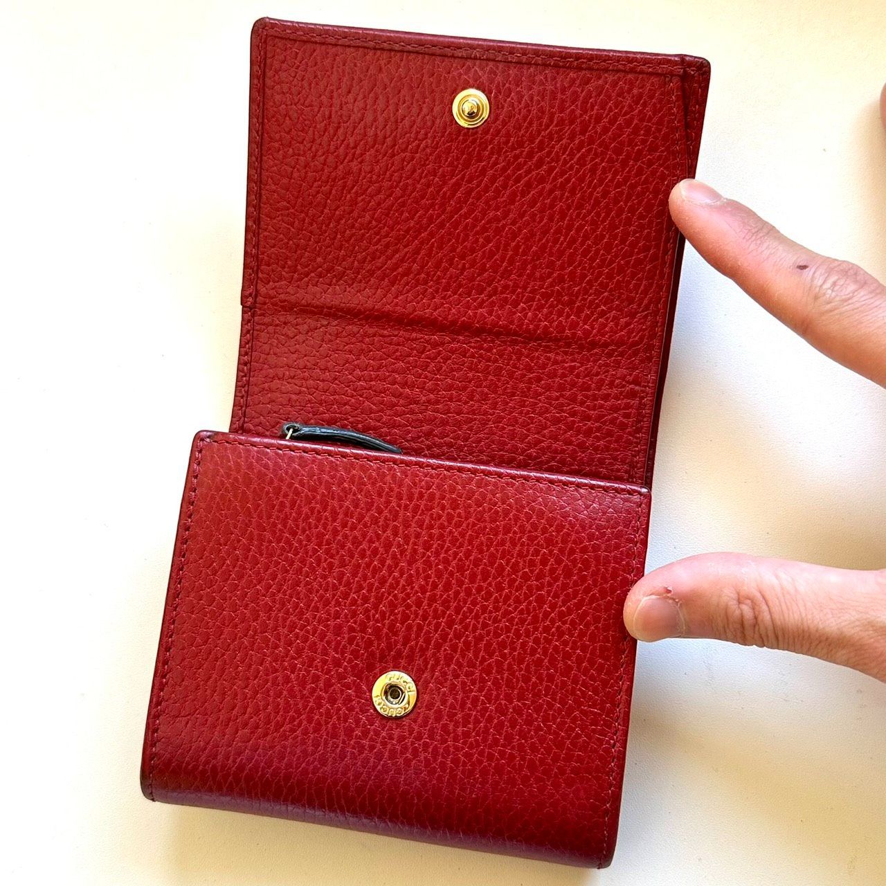 グッチ GUCCI 二つ折り財布 GGマーモント レッド - メルカリ