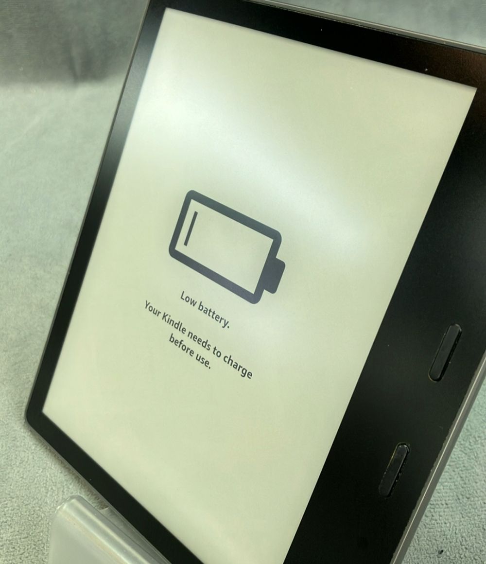 Kindle Oasis 第10世代 32GB 電子書籍リーダー | アマゾン 電子書籍