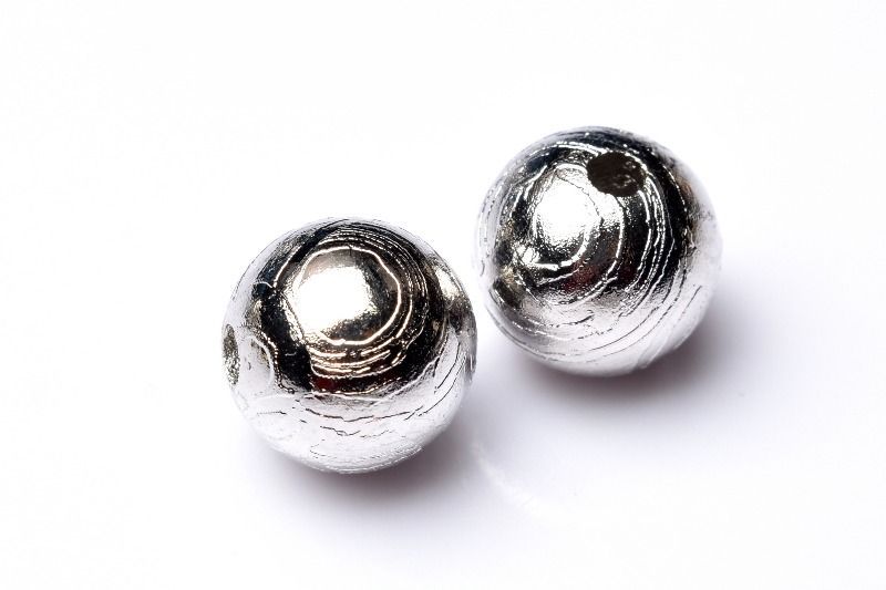 アルタイ隕石(メテオライト) 8mm 丸玉(貫通穴) シルバーコーティング