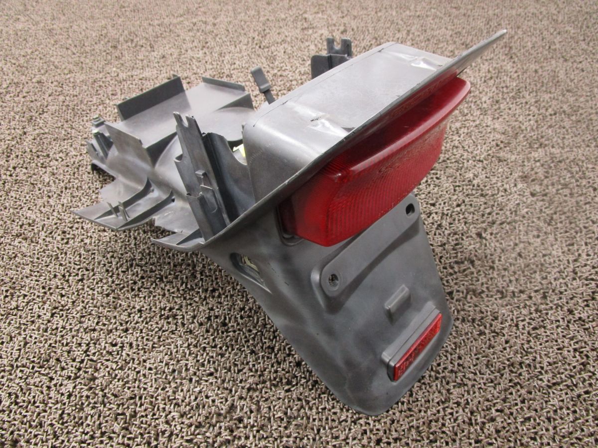 トップ CB400SF リアフェンダー テールランプ □A8230！NC31 ホンダ