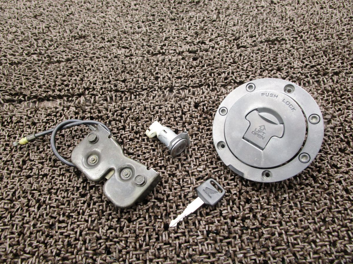 年代物銀杯 吉岳宗雲斎造 菊家紋 銀杯 販売