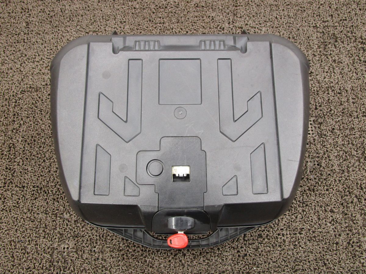 CB400T リアだけ CB400SF 社外 Givi リアボックス □A8227！NC31 カスタム素材に ホンダ