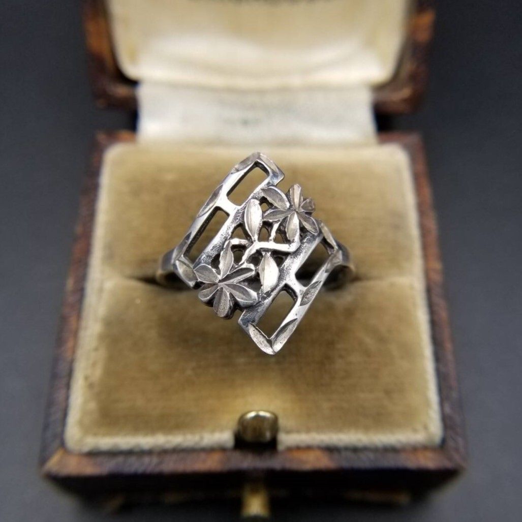 UTC お花 ダイヤカット 透かし 925 シルバー ヴィンテージ フラワー