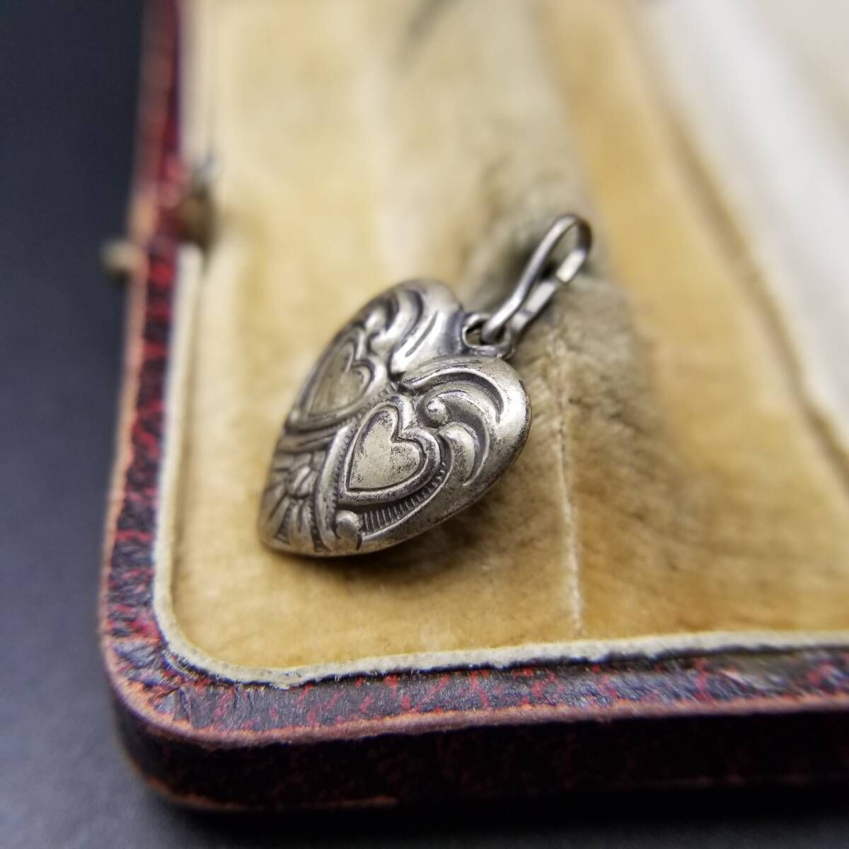 WWII期 ヴィンテージ スウィートハートジュエリー Prop & Wings WWII期