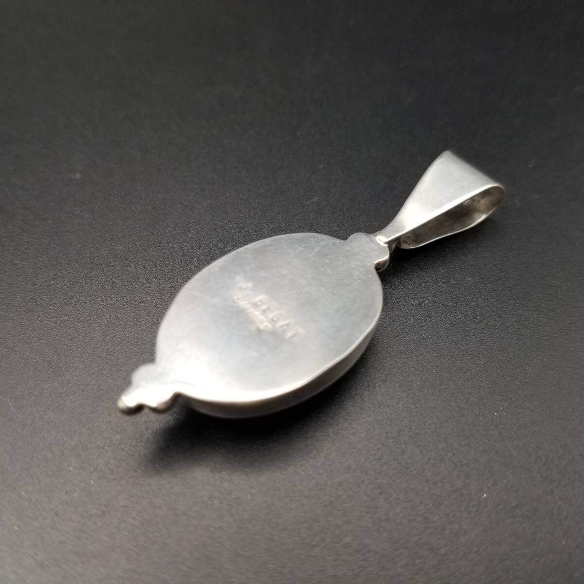 ナバホ族 ダブル ブラックオニキス 刻印 シルバー925 ピアス ヴィンテージ ナバホ族 ダブル ブラックオニキス 刻印 シルバー925 ピアス ヴィンテージ